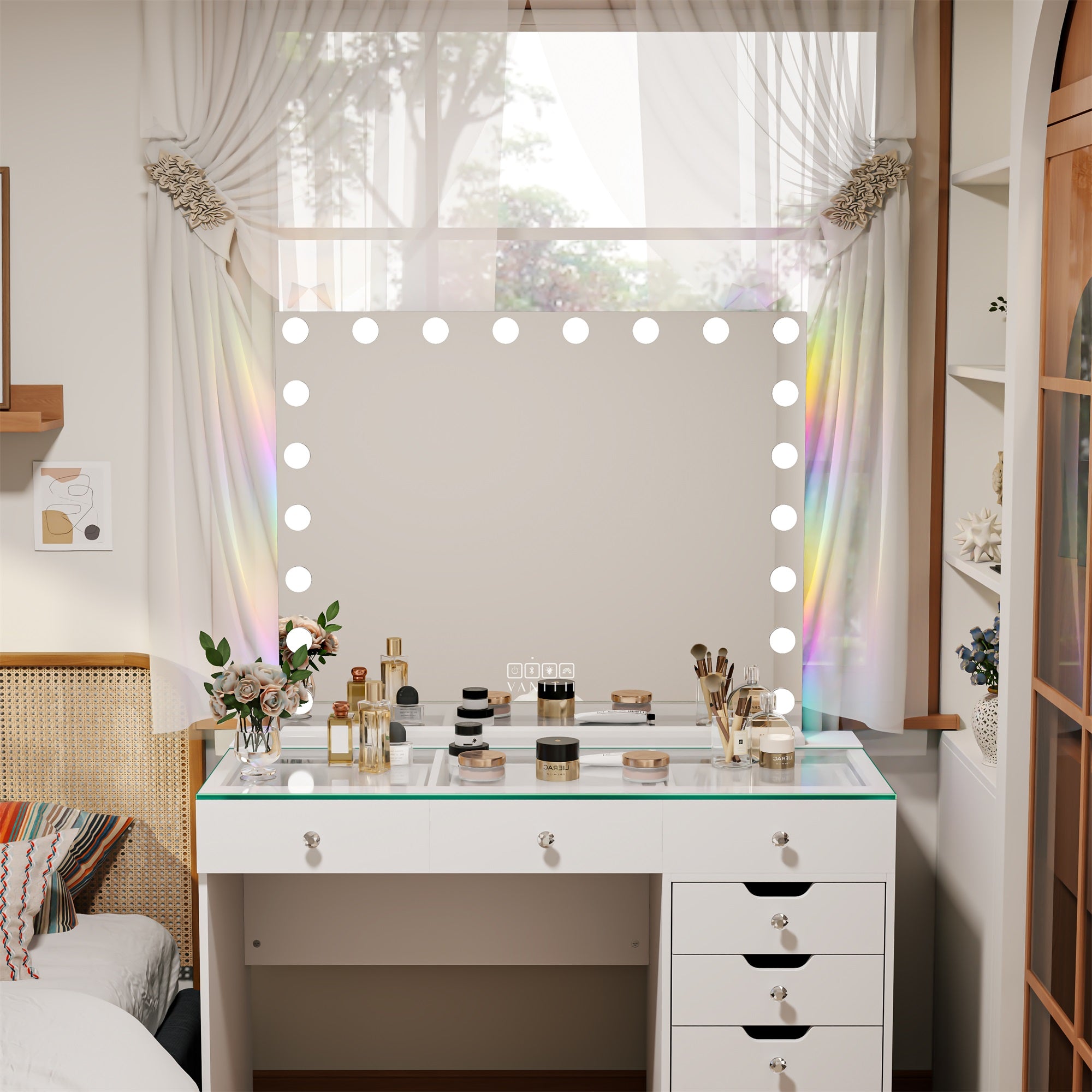 Mary Hollywood Vanity Mirror with RGB and Bluetooth Speaker