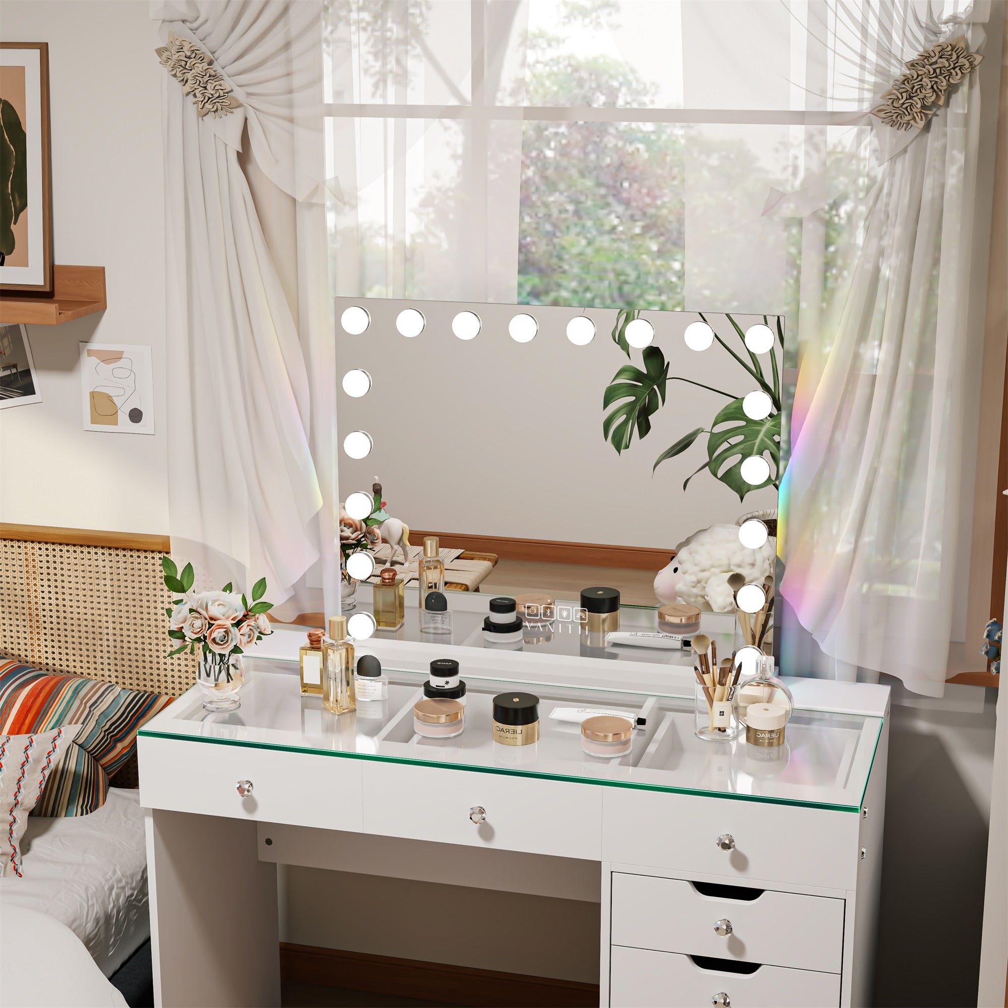 Mary Hollywood Vanity Mirror with RGB and Bluetooth Speaker